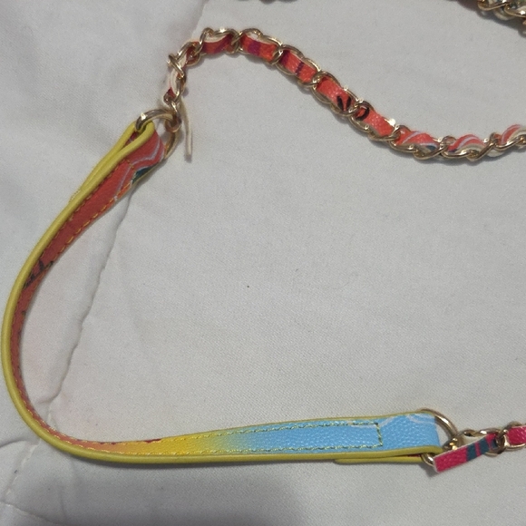 Colorful Graffiti Women's Clutch - Picture 11 of 12